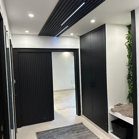 Au Clair De Lune Luxury And Modernity